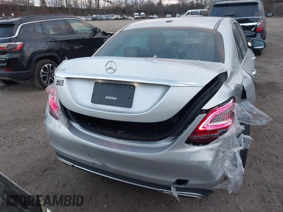2019 Mercedes-Benz C 300 with VIN WDDWF8DB1KR504239, listed as a IAAI auction lot 41328372 with 22,924 mi miles and . Bid and sale history available at DreamBid. Image 16.