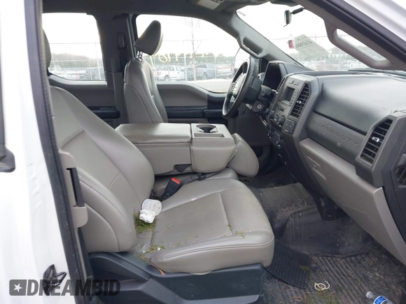 2021 Ford Super Duty F-250 SRW XL with VIN 1FT7X2B60MED87116, listed as a IAAI auction lot 41419989 with 42,141 mi miles. Bid and sale history available at carsss.com. Image 5.