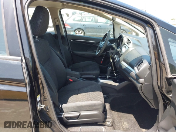 2015 Honda Fit LX с VIN 3HGGK5H51FM766607, выставлен на аукционе IAAI как лот 42520566 с пробегом 193 374 миль миль и . История ставок и продаж доступна на DreamBid. Изображение 5.