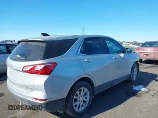 2018 Chevrolet Equinox LT z VIN 2GNAXSEV9J6350260, wystawiony jako IAAI lot #41625613 z przebiegiem 75 317 mil mil oraz . Historia ofert i sprzedaży dostępna na DreamBid. Obrazek 4.