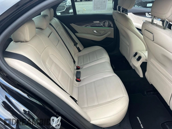 2019 Mercedes-Benz E 63 S AMG with VIN WDDZF8KB5KA527232, listed as a Copart auction lot 44852625 with 87,854 mi miles and Clean Title. Bid and sale history available at DreamBid. Image 9.