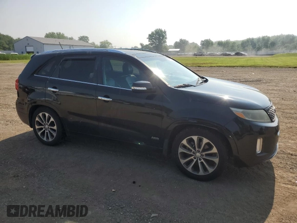 2014 Kia Sorento SX Limited with VIN 5XYKWDA79EG548588, listed as a Copart auction lot 64836665 with 171,984 mi miles and Clean title. Bid and sale history available at DreamBid. Image 4.