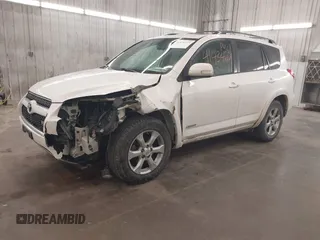 2011 Toyota RAV4 Ltd with VIN 2T3DK4DV5BW048231, listed as a IAAI auction lot 41434279 with 137,155 mi miles. Bid and sale history available at carsss.com. Image 18.