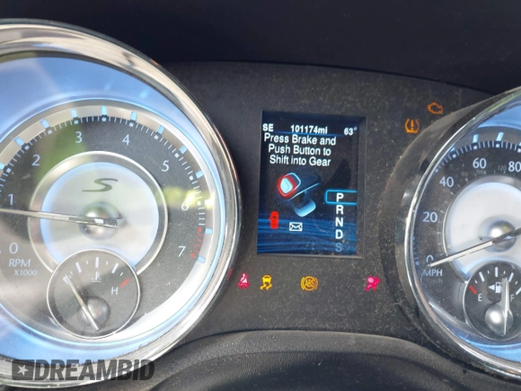 2013 Chrysler 300 with VIN 2C3CCABG1DH709935, listed as a IAAI auction lot 41814279 with 101,174 mi miles. Bid and sale history available at carsss.com. Image 7.