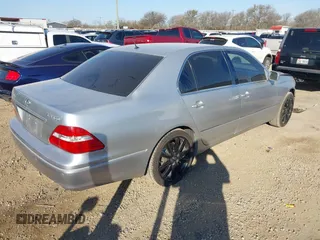 2005 Lexus LS 430 z VIN JTHBN36F850176453, wystawiony jako IAAI lot #41680395 z przebiegiem 136 288 mil mil oraz . Historia ofert i sprzedaży dostępna na DreamBid. Obrazek 4.