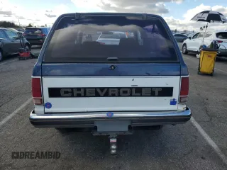 1989 Chevrolet Blazer z VIN 1GNCS18Z8K8149381, wystawiony jako Copart lot #41138414 z przebiegiem 61 828 mil mil oraz Szkoda całkowita • Salvage title. Historia ofert i sprzedaży dostępna na DreamBid. Obrazek 6.