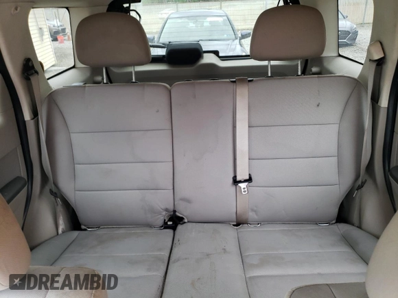 2011 Ford Escape XLT with VIN 1FMCU0D75BKB51928, listed as a Copart auction lot 54695905 with 198,244 mi miles and Clean Title. Bid and sale history available at carsss.com. Image 10.
