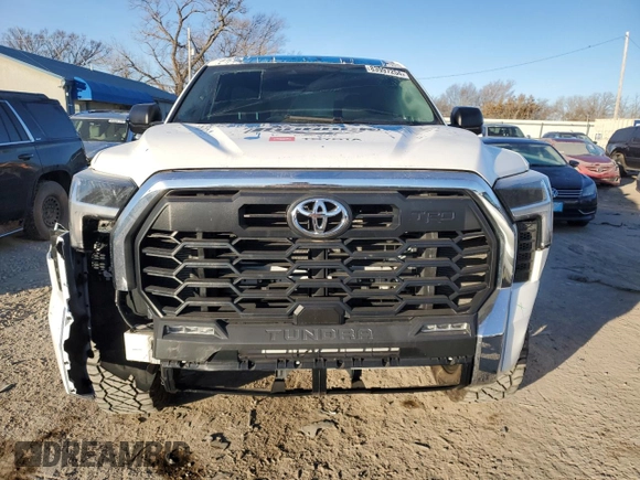 2022 Toyota Tundra 4WD SR5 with VIN 5TFLA5DB0NX053282, listed as a Copart auction lot 83997254 with 13,072 mi miles and Salvage Title. Bid and sale history available at carsss.com. Image 5.