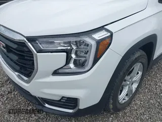 2024 GMC Terrain SLE z VIN 3GKALMEG4RL117903, wystawiony jako IAAI lot #41718454 z przebiegiem 3 408 mil mil oraz . Historia ofert i sprzedaży dostępna na DreamBid. Obrazek 18.