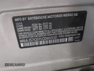 2020 BMW 5 Series M550i xDrive z VIN WBAJS7C07LCD85532, wystawiony jako IAAI lot #41518071 z przebiegiem 57 645 mil mil oraz . Historia ofert i sprzedaży dostępna na DreamBid. Obrazek 9.