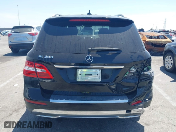 2013 Mercedes-Benz M 350 z VIN 4JGDA5JBXDA121125, wystawiony jako IAAI lot #42327674 z przebiegiem 180 273 mil mil oraz . Historia ofert i sprzedaży dostępna na DreamBid. Obrazek 16.