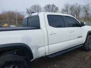 2023 Toyota Tacoma SR5 z VIN 3TMDZ5BN2PM144461, wystawiony jako IAAI lot #41565934 z przebiegiem 75 547 mil mil oraz . Historia ofert i sprzedaży dostępna na DreamBid. Obrazek 13.