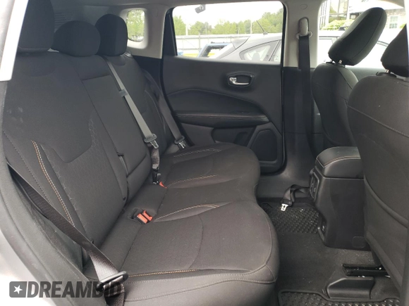 2020 Jeep Compass Sport с VIN 3C4NJDAB7LT165576, выставлен на аукционе Copart как лот 57212025 с пробегом 57 212 миль миль и Списание • Salvage title. История ставок и продаж доступна на DreamBid. Изображение 11.