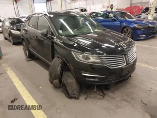 2016 Lincoln MKC Reserve with VIN 5LMTJ3DH7GUJ04704, listed as a IAAI auction lot 41217409 with 81,594 mi miles and . Bid and sale history available at DreamBid. Image 1.