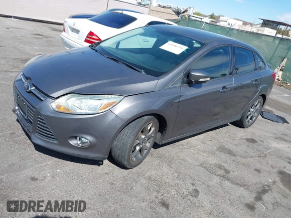 2014 Ford Focus SE with VIN 1FADP3F27EL259670, listed as a IAAI auction lot 42096236 with 132,951 mi miles and . Bid and sale history available at carsss.com. Image 2.