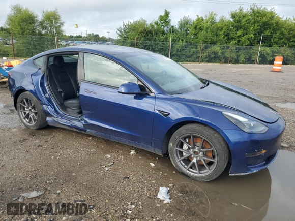 2021 Tesla Model 3 Long Range z VIN 5YJ3E1EB1MF063971, wystawiony jako Copart lot #63851094 z przebiegiem 82 935 mil mil oraz Nie do naprawy • Non repairable. Historia ofert i sprzedaży dostępna na DreamBid. Obrazek 4.