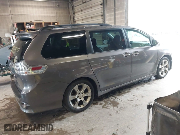 2013 Toyota Sienna SE с VIN 5TDXK3DC4DS355030, выставлен на аукционе IAAI как лот 42323907 с пробегом 190 836 миль миль и . История ставок и продаж доступна на DreamBid. Изображение 4.