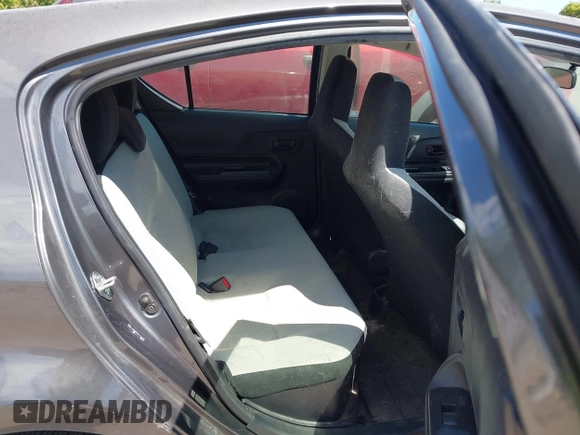 2016 Toyota Prius One z VIN JTDKDTB37G1134269, wystawiony jako IAAI lot #42040779 z przebiegiem 38 443 mil mil oraz . Historia ofert i sprzedaży dostępna na DreamBid. Obrazek 8.