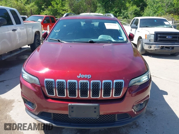 2019 Jeep Cherokee Latitude Plus with VIN 1C4PJMLB5KD257070, listed as a IAAI auction lot 41985941 with 83,079 mi miles. Bid and sale history available at carsss.com. Image 6.