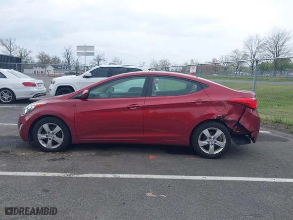 2013 Hyundai Elantra Limited PZEV with VIN 5NPDH4AE8DH193616, listed as a IAAI auction lot 39174523 with 100,681 mi miles. Bid and sale history available at carsss.com. Image 14.