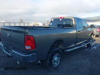 2015 Ram 2500 Tradesman с VIN 3C6UR5HL3FG629072, выставлен на аукционе IAAI как лот 41296490 с пробегом 211 318 миль миль и . История ставок и продаж доступна на DreamBid. Изображение 4.