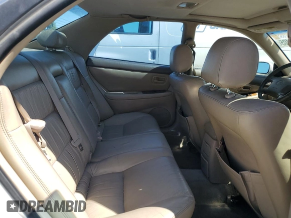 1998 Lexus ES 300 с VIN JT8BF28G8W5013500, выставлен на аукционе Copart как лот 49541405 с пробегом 146 355 миль миль и Списание • Salvage title. История ставок и продаж доступна на DreamBid. Изображение 10.