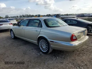 2007 Jaguar XJ with VIN SAJWA79B27SH17894, listed as a Copart auction lot 73415074 with 102,672 mi miles and Clean Title. Bid and sale history available at carsss.com. Image 2.