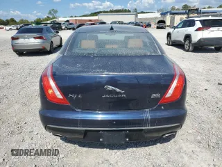 2017 Jaguar XJ with VIN SAJWJ2GD0H8W04917, listed as a Copart auction lot 72507934 with 112,042 mi miles and Salvage Title. Bid and sale history available at carsss.com. Image 6.