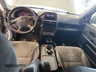 2002 Honda CR-V EX with VIN JHLRD78852C054719, listed as a Copart auction lot 64464625 with 313,662 mi miles and Clean title. Bid and sale history available at DreamBid. Image 8.