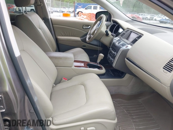 2010 Nissan Murano SL with VIN JN8AZ1MW6AW134027, listed as a IAAI auction lot 42136638 with 111,254 mi miles. Bid and sale history available at carsss.com. Image 5.