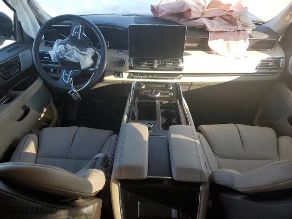 2024 Lincoln Navigator Reserve with VIN 5LMJJ2LG2REL08480, listed as a Copart auction lot 83065314 with 5,723 mi miles and Salvage Title. Bid and sale history available at carsss.com. Image 8.