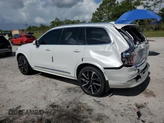 2023 Volvo XC90 Plus with VIN YV4062PN5P1978068, listed as a Copart auction lot 60688515 with 24,148 mi miles and Salvage title. Bid and sale history available at DreamBid. Image 2.