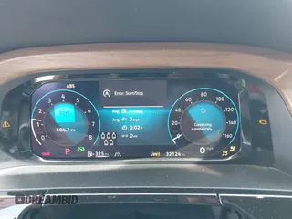 2024 Volkswagen Atlas SE z VIN 1V2HR2CA7RC532493, wystawiony jako IAAI lot #41970251 z przebiegiem 32 124 mil mil oraz . Historia ofert i sprzedaży dostępna na DreamBid. Obrazek 7.
