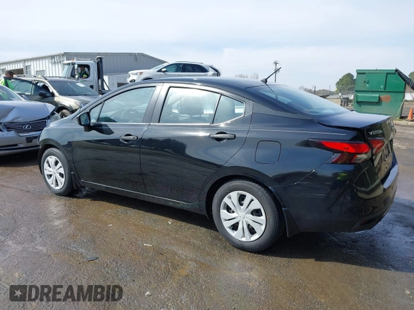 2020 Nissan Versa S z VIN 3N1CN8DV3LL873786, wystawiony jako IAAI lot #41793552 z przebiegiem 57 278 mil mil oraz . Historia ofert i sprzedaży dostępna na DreamBid. Obrazek 3.
