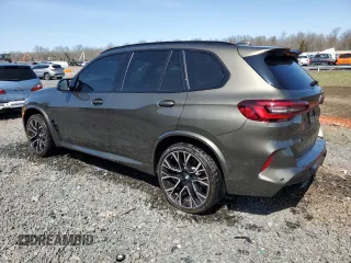 2023 BMW X5 M z VIN 5YMJU0C01P9P15368, wystawiony jako Copart lot #50782505 z przebiegiem Nie podano mil oraz Szkody całkowita. Historia ofert i sprzedaży dostępna na DreamBid. Obrazek 2.