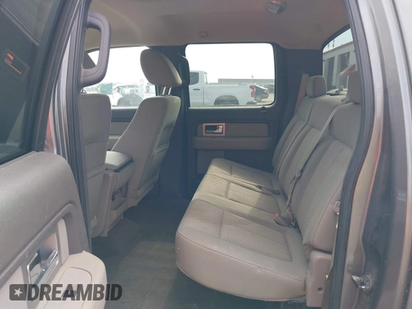2009 Ford F-150 XL z VIN 1FTPW14V99FB34881, wystawiony jako IAAI lot #42703643 z przebiegiem 157 053 mil mil oraz . Historia ofert i sprzedaży dostępna na DreamBid. Obrazek 8.