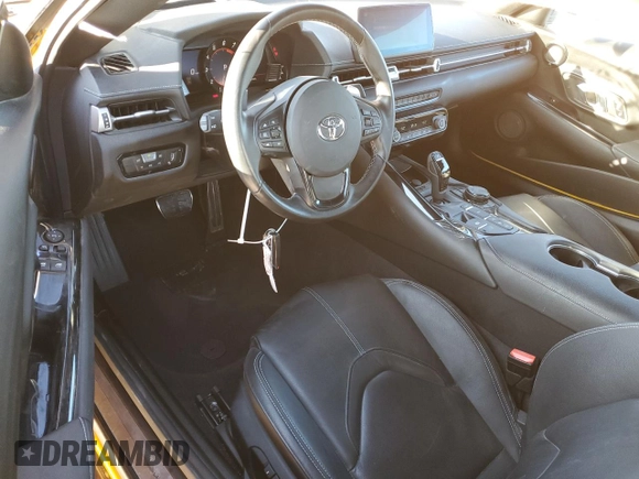 2020 Toyota Supra 3.0 with VIN WZ1DB4C03LW034032, listed as a Copart auction lot 46496385 with 26,119 mi miles and Clean title. Bid and sale history available at DreamBid. Image 8.