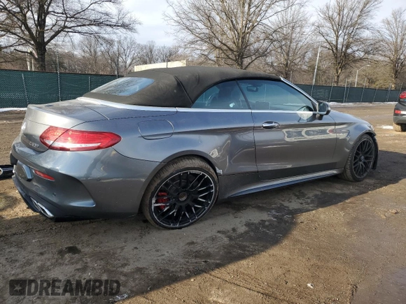 2017 Mercedes-Benz C 63 S AMG z VIN WDDWK8HBXHF541368, wystawiony jako Copart lot #88730985 z przebiegiem 48 044 mil mil oraz Szkoda całkowita • Salvage title. Historia ofert i sprzedaży dostępna na DreamBid. Obrazek 3.