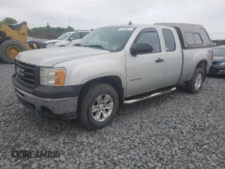 2010 GMC Sierra 1500 z VIN 1GTSKTE32AZ132066, wystawiony jako Copart lot #57450675 z przebiegiem 166 799 mil mil oraz Szkoda całkowita • Salvage title. Historia ofert i sprzedaży dostępna na DreamBid. Obrazek 1.
