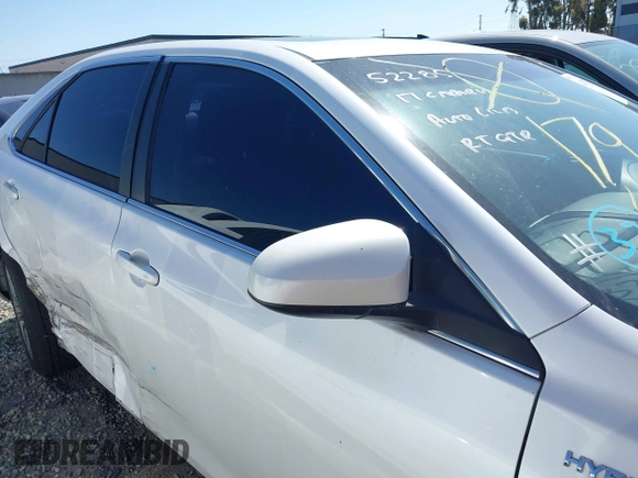 2017 Toyota Camry Hybrid LE with VIN 4T1BD1FK4HU221175, listed as a IAAI auction lot 41973130 with 104,919 mi miles. Bid and sale history available at carsss.com. Image 14.