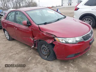2011 Kia Forte EX with VIN KNAFU4A25B5462577, listed as a IAAI auction lot 41847917 with 136,349 mi miles. Bid and sale history available at carsss.com. Image 6.