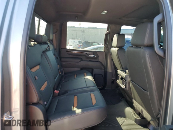 2025 GMC Sierra 2500HD AT4 z VIN 1GT4UPEY8SF101946, wystawiony jako Copart lot #44000195 z przebiegiem 1 238 mil mil oraz Nie do naprawy • Non repairable. Historia ofert i sprzedaży dostępna na DreamBid. Obrazek 10.