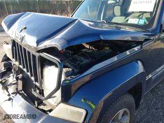 2008 Jeep Liberty Sport with VIN 1J8GN28K08W278092, listed as a IAAI auction lot 41215325 with 127,581 mi miles. Bid and sale history available at carsss.com. Image 13.