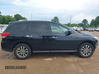 2015 Nissan Pathfinder SL with VIN 5N1AR2MM7FC656931, listed as a IAAI auction lot 42092907 with 156,529 mi miles and . Bid and sale history available at DreamBid. Image 19.