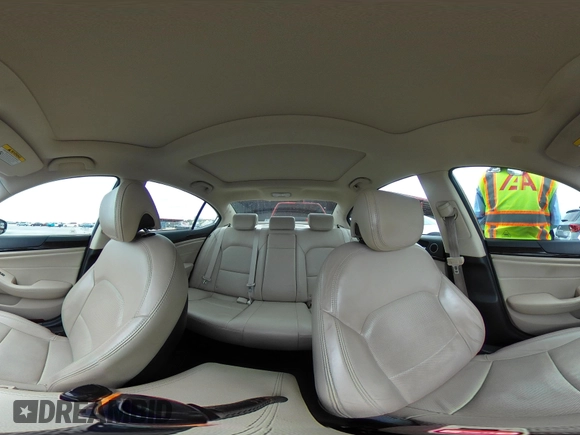 2014 Kia Cadenza Limited with VIN KNALN4D71E5137744, listed as a IAAI auction lot 42063014 with 61,310 mi miles. Bid and sale history available at carsss.com. Image 18.