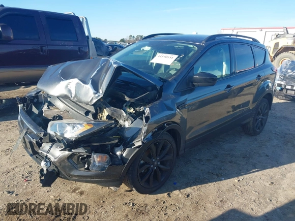 2019 Ford Escape SE z VIN 1FMCU0GD4KUA91551, wystawiony jako IAAI lot #41590151 z przebiegiem Nie podano mil oraz . Historia ofert i sprzedaży dostępna na DreamBid. Obrazek 18.