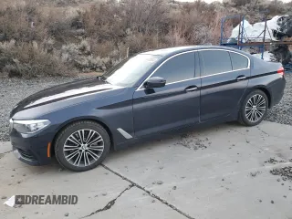 2018 BMW 5 Series 530i xDrive z VIN WBAJA7C58JWC75275, wystawiony jako Copart lot #86638904 z przebiegiem 83 988 mil mil oraz Szkoda całkowita • Salvage title. Historia ofert i sprzedaży dostępna na DreamBid. Obrazek 1.