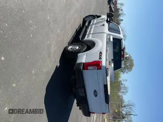 2019 Ford F-250 XL with VIN 1FT7X2B66KEE68490, listed as a IAAI auction lot 41964935 with 172,150 mi miles and . Bid and sale history available at DreamBid. Image 1.