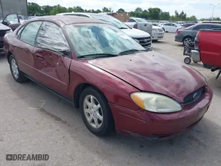 2006 Ford Taurus SEL with VIN 1FAFP56UX6A243966, listed as a IAAI auction lot 42020543 with 142,002 mi miles. Bid and sale history available at carsss.com. Image 1.