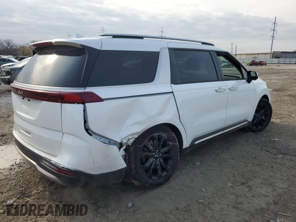 2024 Kia Carnival SX Prestige with VIN KNDNE5H39R6384812, listed as a Copart auction lot 81220754 with 14,378 mi miles and Salvage Title. Bid and sale history available at carsss.com. Image 3.